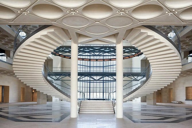 4-Hour Private Museum of Islamic Art in Qatar Tour - A closer look at ceramics, jewelry, textiles, and woodwork