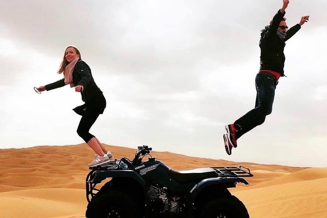 4hr Desert Safari: Sunset,Sunrise,Camel,Sand boarding,Inland Sea - The singing dunes provide a useful pause