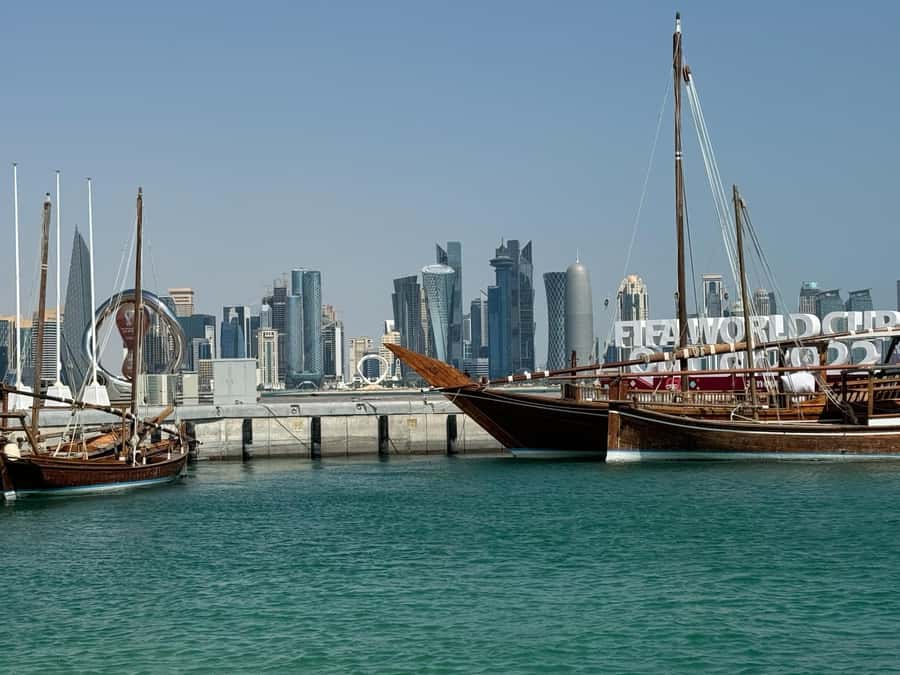 Doha: City Tour from Hamad Int'l Airport or Doha Cruise Port - What the private vehicle and guide add