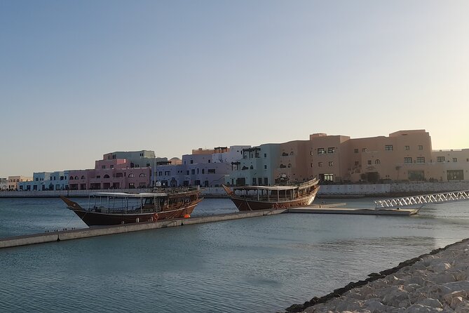 Doha City Tour with Pick Up & drop off Airport or Cruise Terminal - The Pearl Qatar, luxury development by the water