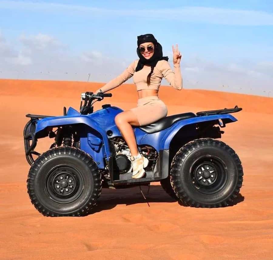 Doha: Inland Sea, Desert Safari, Camel Ride and Sandboarding - Dune bashing with Karim, Ishaq, and other drivers