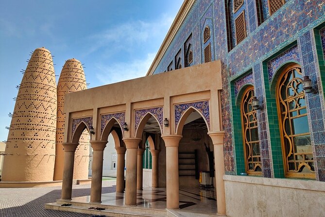 Doha layover, Stopover,Transit (4 Hours Private guided city tour) - Timing, airport pickup, and the private format