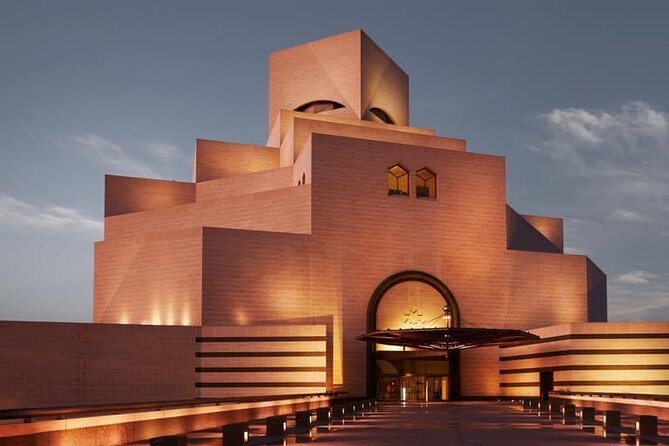 Doha Night City Tour | Souq Waqif | National Museum | The Pearl | Katara Village - Why nighttime is the right time for Doha