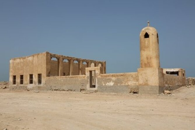 Doha North Tour Zubara Fort Jumail Village Purple Island - How the private format affects the experience