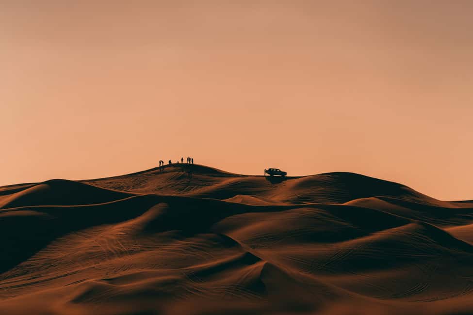 Doha: Overnight Desert Safari with Dinner and Breakfast - Dinner under the stars