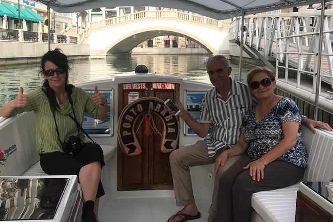 Doha: Pearl Island Food Tour – 7 Tastings, AC Vehicle - What the Guide Adds