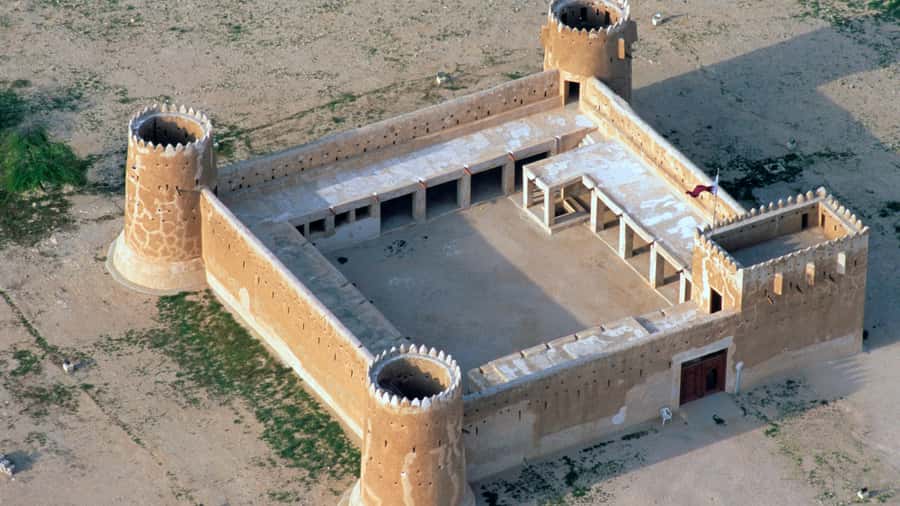 Doha: Private North Qatar Tour, Mangroves, & Zubara Fort - Zakheera Beach and the northern shoreline
