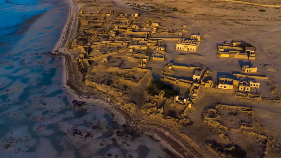 Doha: Private North Qatar Tour, Mangroves, & Zubara Fort - Jumail, a village left behind