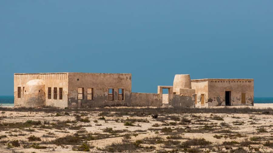 Doha: Private North Qatar Tour, Mangroves, & Zubara Fort - Dress, weather, and what to carry