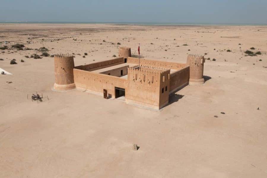 Doha-Qatar North Tour, Zubara Fort, Mangroves, purple island - Leaving Doha in a private SUV