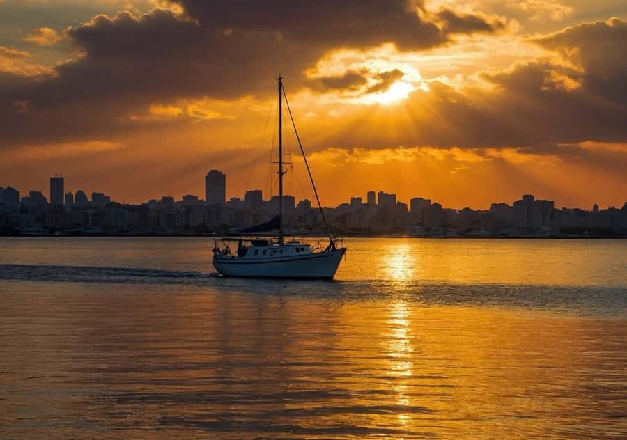 Doha: Speed Boat Adventure – 1 Hour Thrill Ride - Timing, comfort, and what to bring