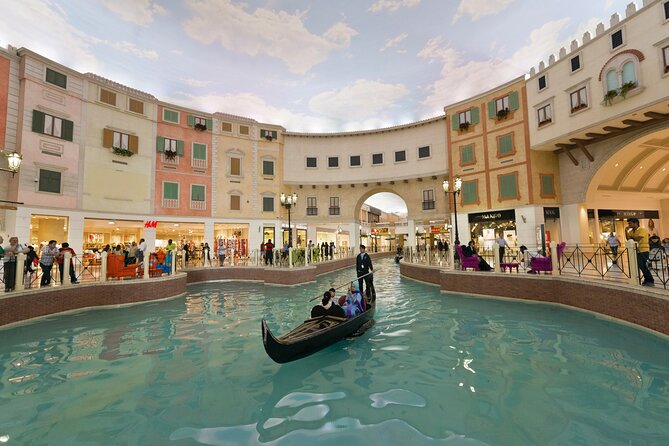 Doha Tour with Gondola Ride at Villaggio Mall - Four hours from harbor views to indoor Venice
