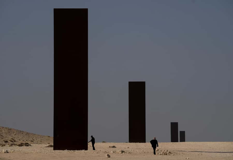Doha : West Of Qatar Tour With Pickup & Drop-Off - Camel racing and the limits of the schedule