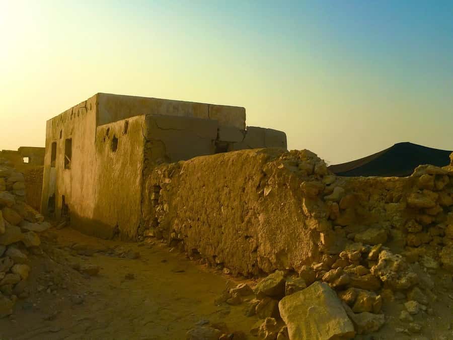 Explore North Qatar with history and archaeological sites. - Al Jamali village and the quieter side of Qatar