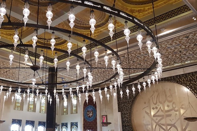 Explore The Best of Doha City Tour - The Pearl-Qatar: Doha’s polished modern side