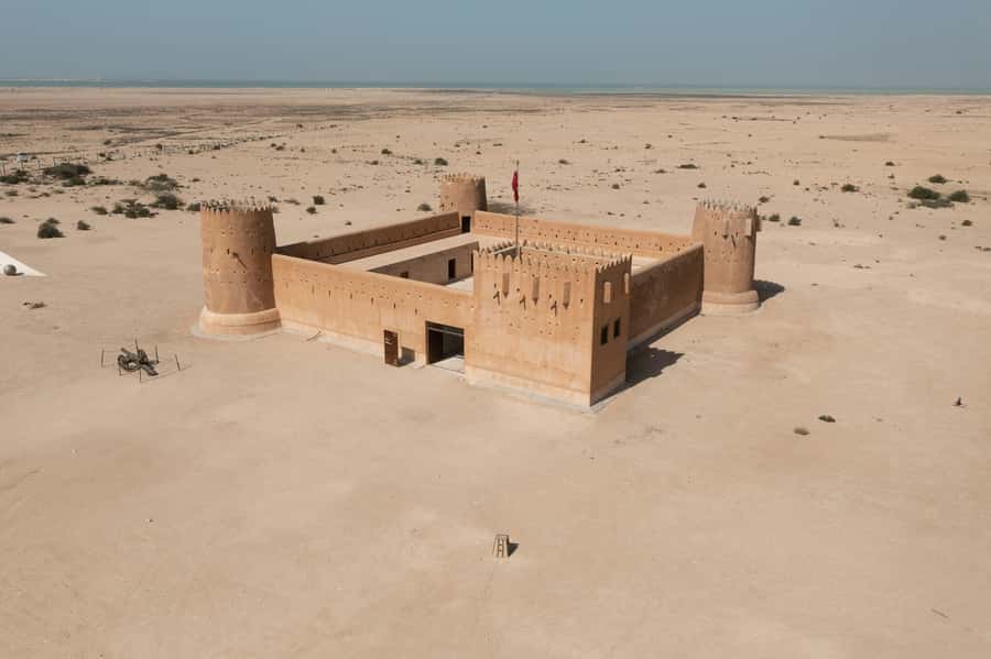Full Day Tour to Qatar North and West / History and Heritage - Jumail’s abandoned village and traditional building styles