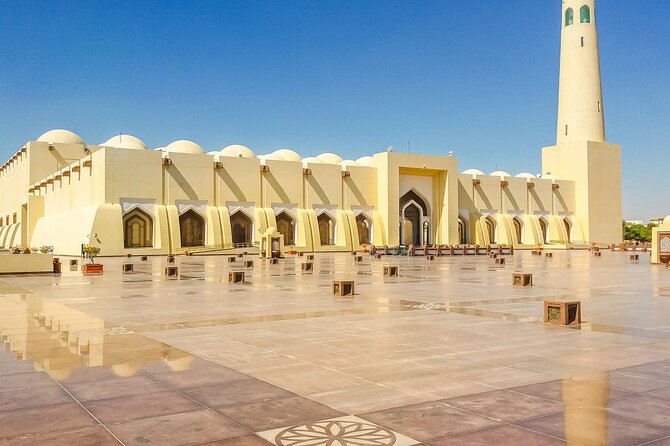 Half Day City Tour for Layover and Transit from Doha Airport - The Pearl-Qatar and Porto Arabia