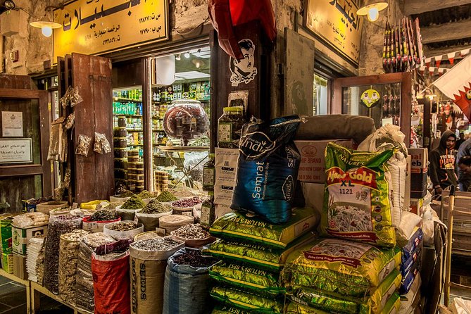 Heritage Market Tour and Souq Waqif Tour in Qatar - The falcon souq and an important part of Qatari life