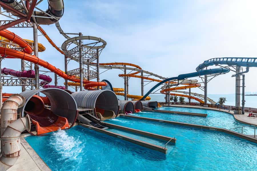 Lusail: Meryal Waterpark Entry Ticket - Choosing among 53 slides and 69 attractions