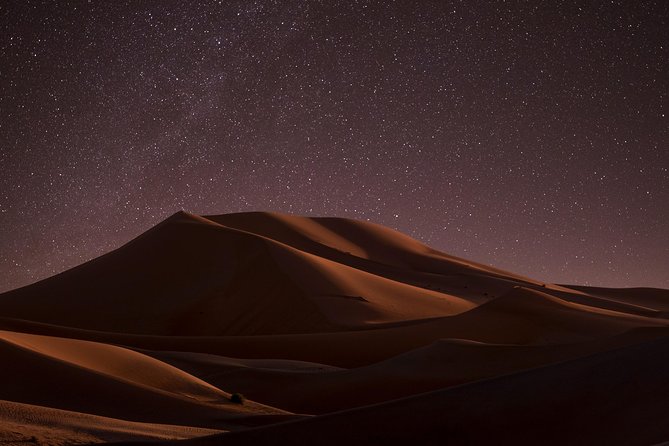 Night Desert Safari | Sand Boarding || Camel Ride || Inland Sea - The 45-minute ride from Doha to the sand
