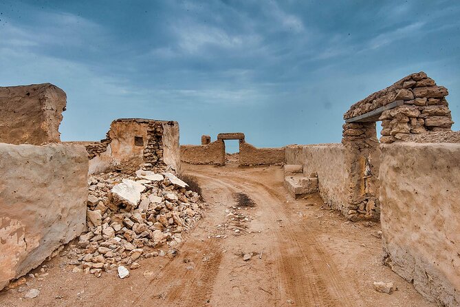 North of Qatar Tour - Al Ruwais and views toward Bahrain