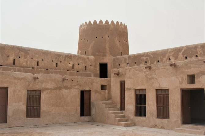 North Qatar Half-Day Tour: Al Zubarah, Purple Island & Mangroves - Timing, clothing, and comfort