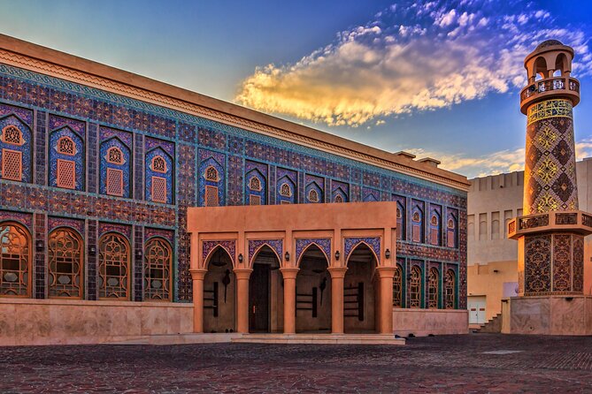 Private City Tour of Doha |Souq Wagif,Corniche,The pearl, Katara - Katara Cultural Village in 40 minutes