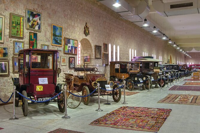 Private Combo Tour to Sheikh Faisal Museum and Camel Racing Track - What the private format adds