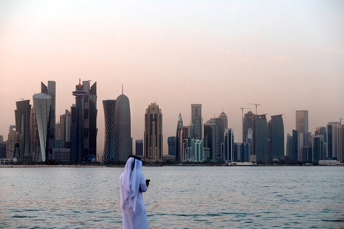 Private Photoshoot in Doha with All Must-See Sites - Sand, water, and skyline at MIA Park