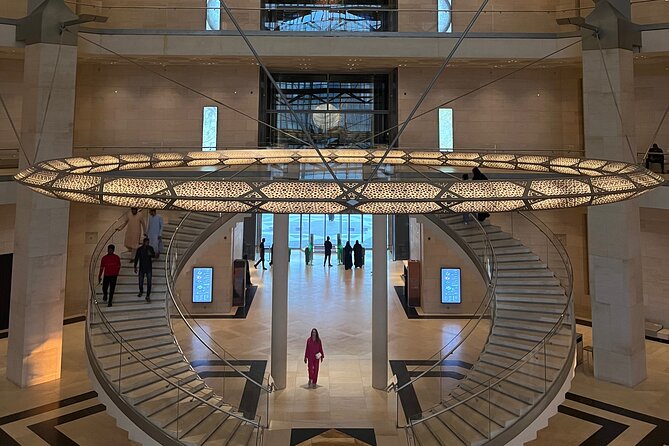 Private Tour Around Doha - The Pearl-Qatar: waterfront luxury and a different Doha