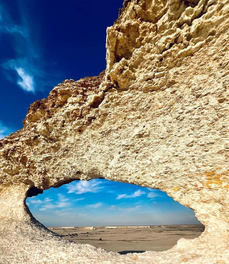 Qatar: Combo Tour of the North and West with Pickup - Zekreet and the famous umbrella-shaped rock