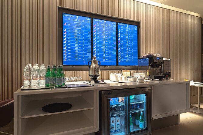 Qatar: Doha Hamad International Airport (DOH) Al Maha Lounge - Is $57.79 good value?