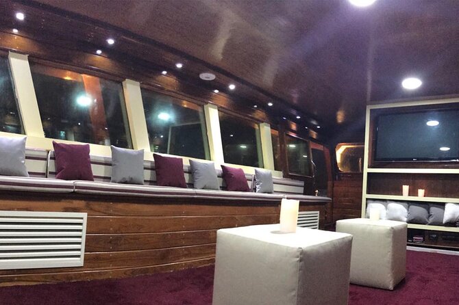 See Doha from the Sea - What the boat feels like onboard