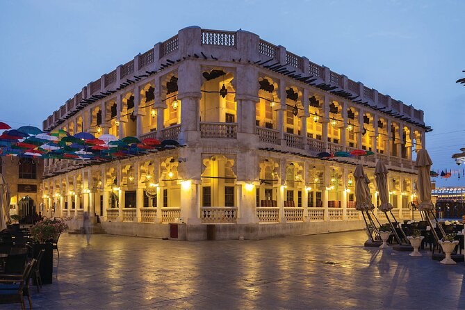 Souq Waqif Through the Eyes of Locals | Walking Tour | Doha City - Camels and horses in the middle of the market