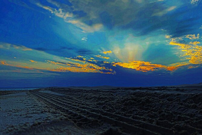 Special Private Arabic Setup with Desert safari experience. - Dune bashing on the way to the Inland Sea
