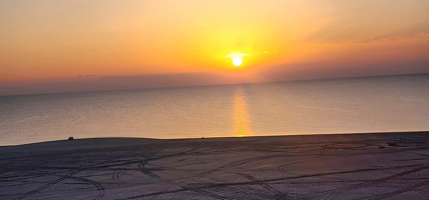 Sunrise or Sunset desert Safari with Sandboarding in Qatar - Who will get the most from this $56 outing