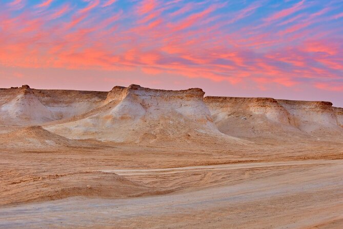Sunset Keshta at Zekreet | Art, Adventure & Arabian Picnic - The beach and the untamed desert route