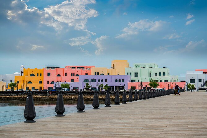 Transit/Layover Tours from Doha Airport – Explore Doha City - The Pearl and Qanat Quartier: 45 minutes of polished luxury